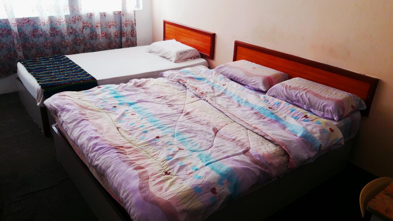 Hotel Makmur Куантан Экстерьер фото
